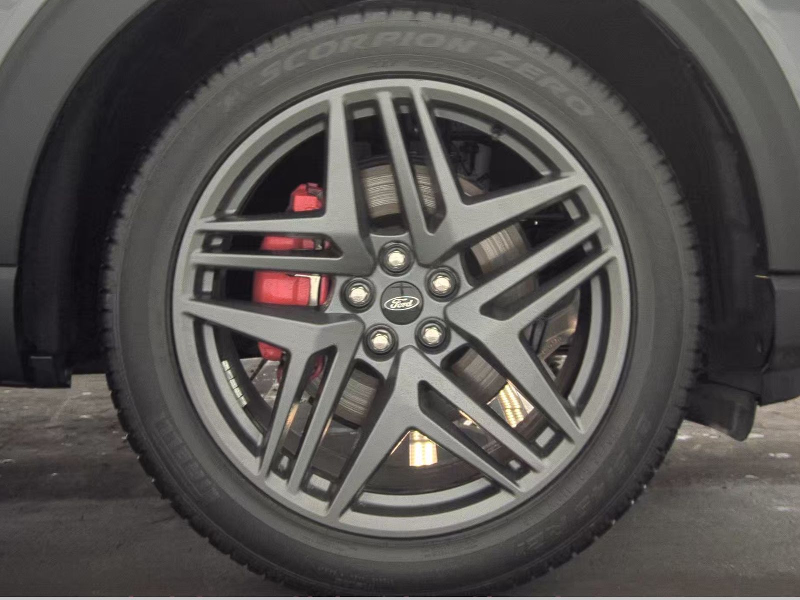 2025 Ford Explorer ST-Line AWD