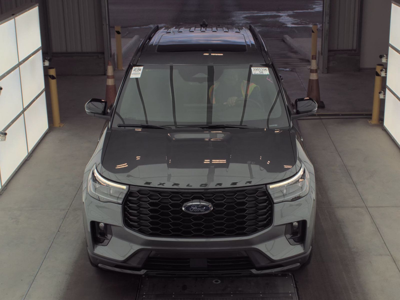 2025 Ford Explorer ST-Line AWD