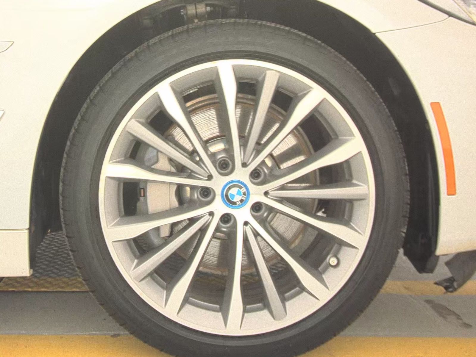 2022 BMW 5 Series 530e xDrive AWD