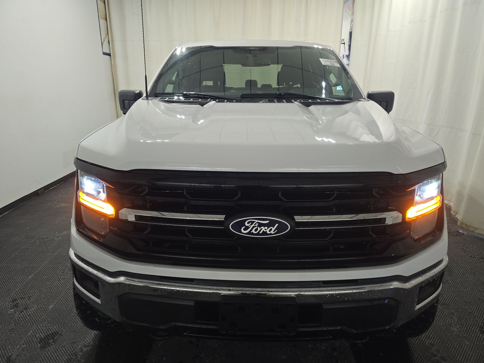 2024 Ford F-150 XLT AWD