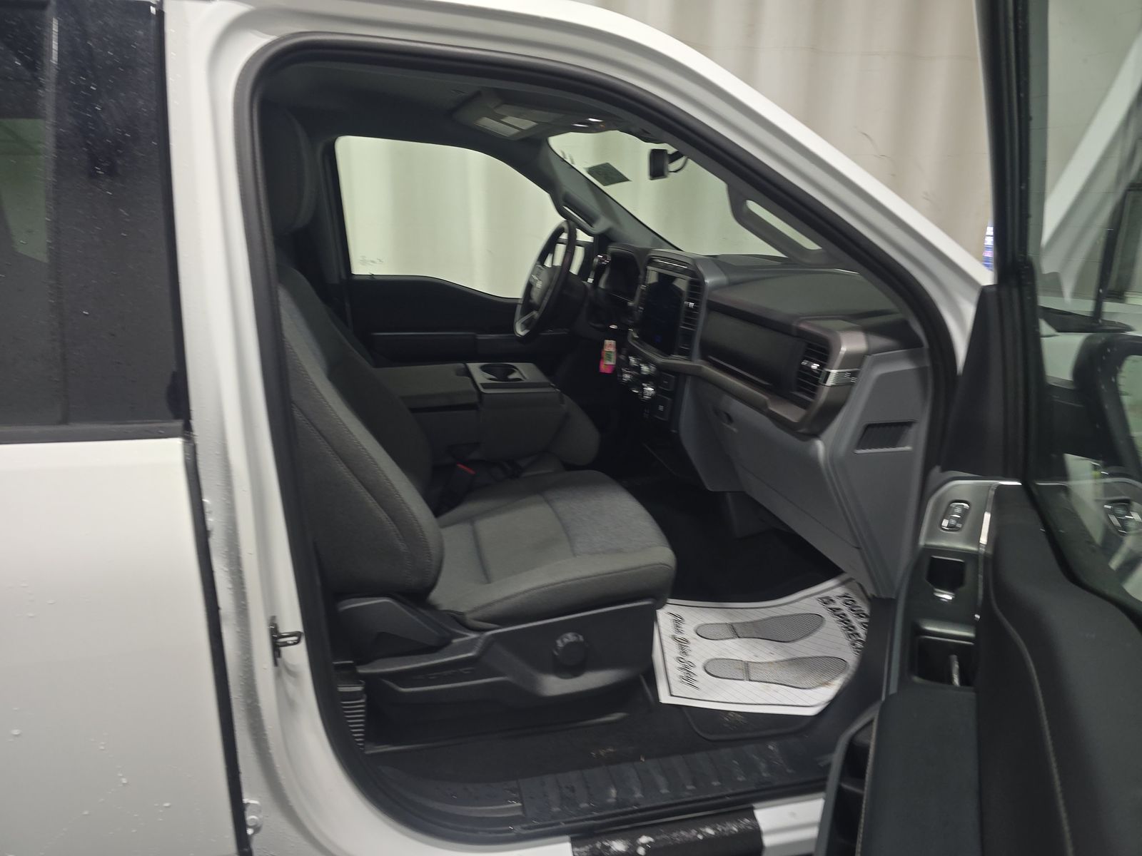 2024 Ford F-150 XLT AWD