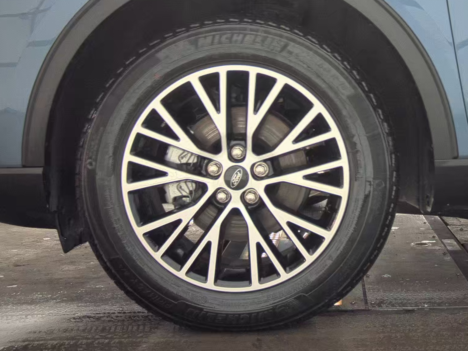2025 Ford Escape Plug-In Hybrid FWD