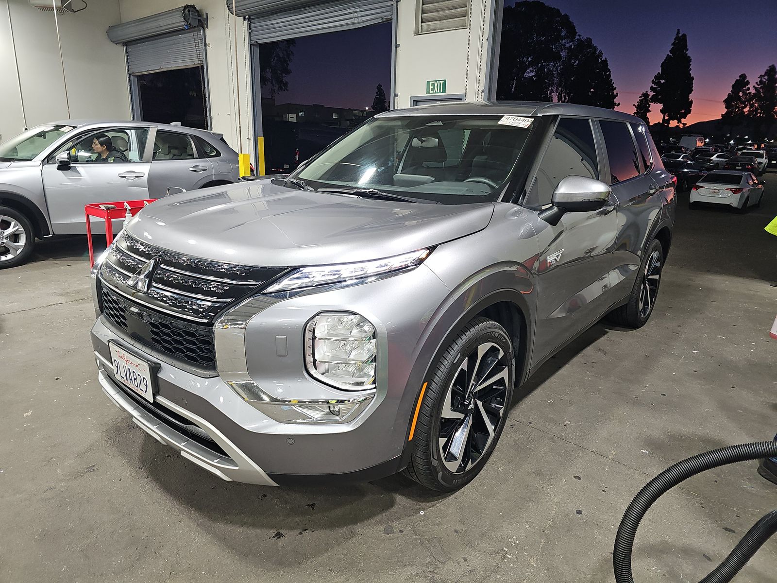 2023 Mitsubishi Outlander PHEV SE AWD