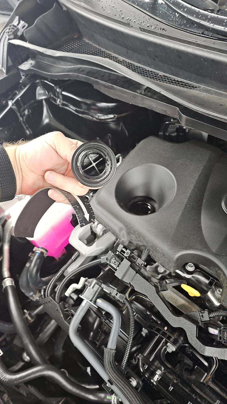 2024 Toyota Sienna LE FWD