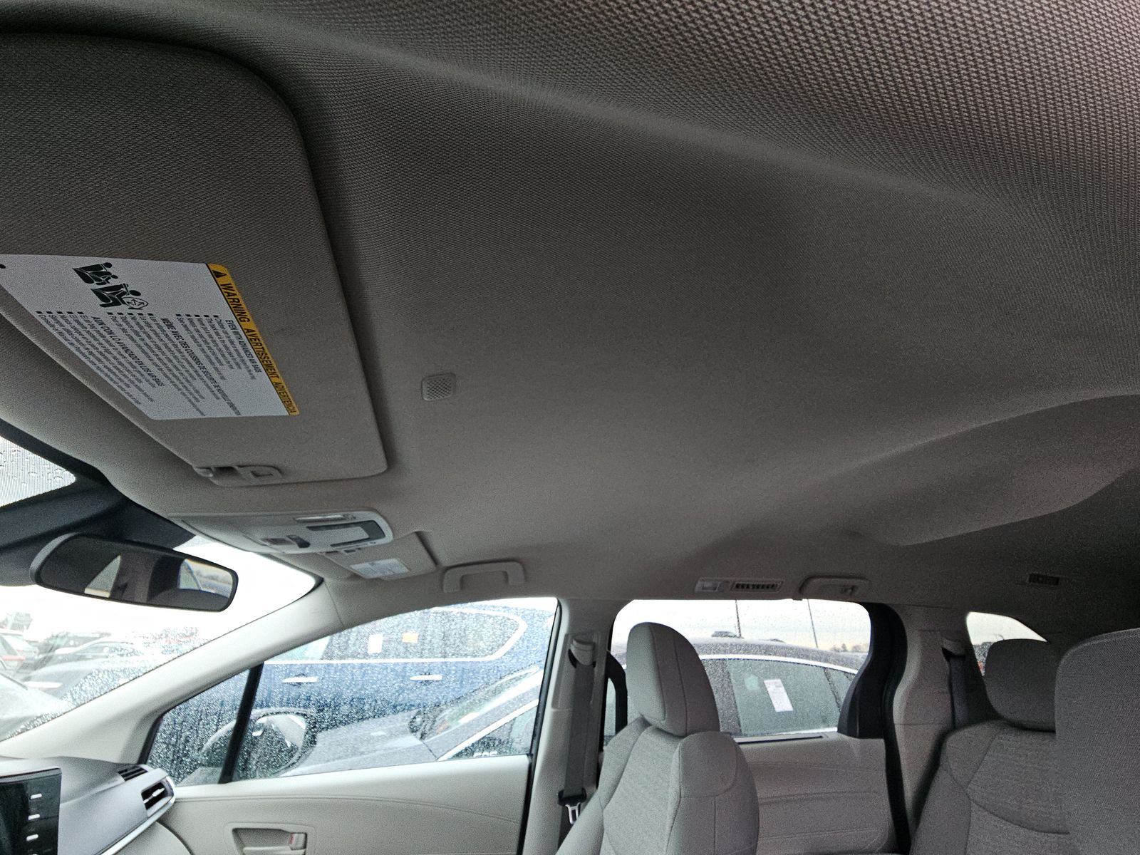 2024 Toyota Sienna LE FWD