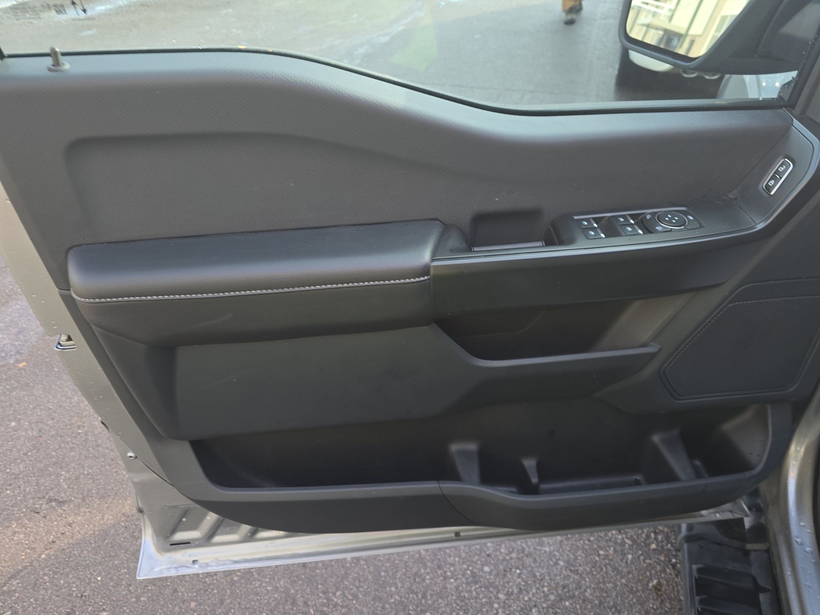 2024 Ford F-150 STX AWD