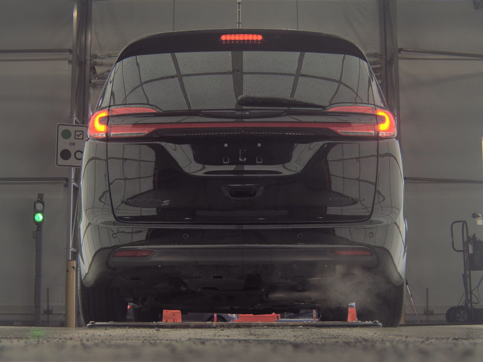 2025 Chrysler Pacifica Limited FWD