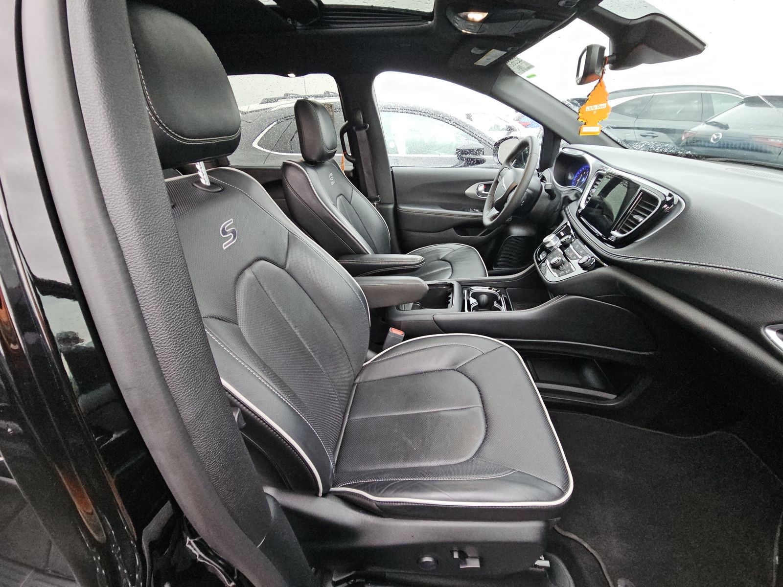 2025 Chrysler Pacifica Limited FWD