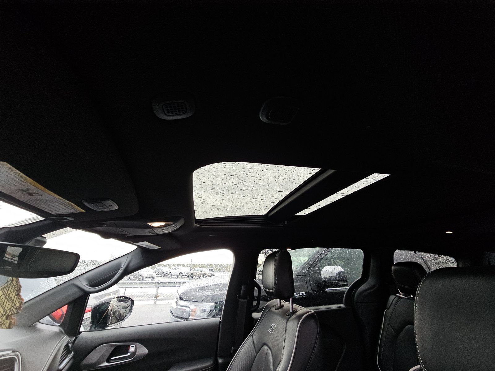 2025 Chrysler Pacifica Limited FWD