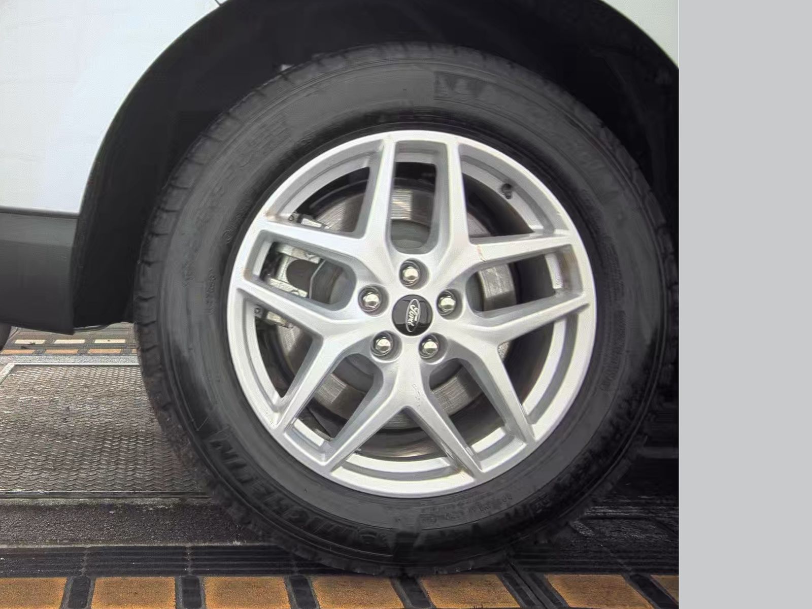 2023 Ford Edge SEL AWD