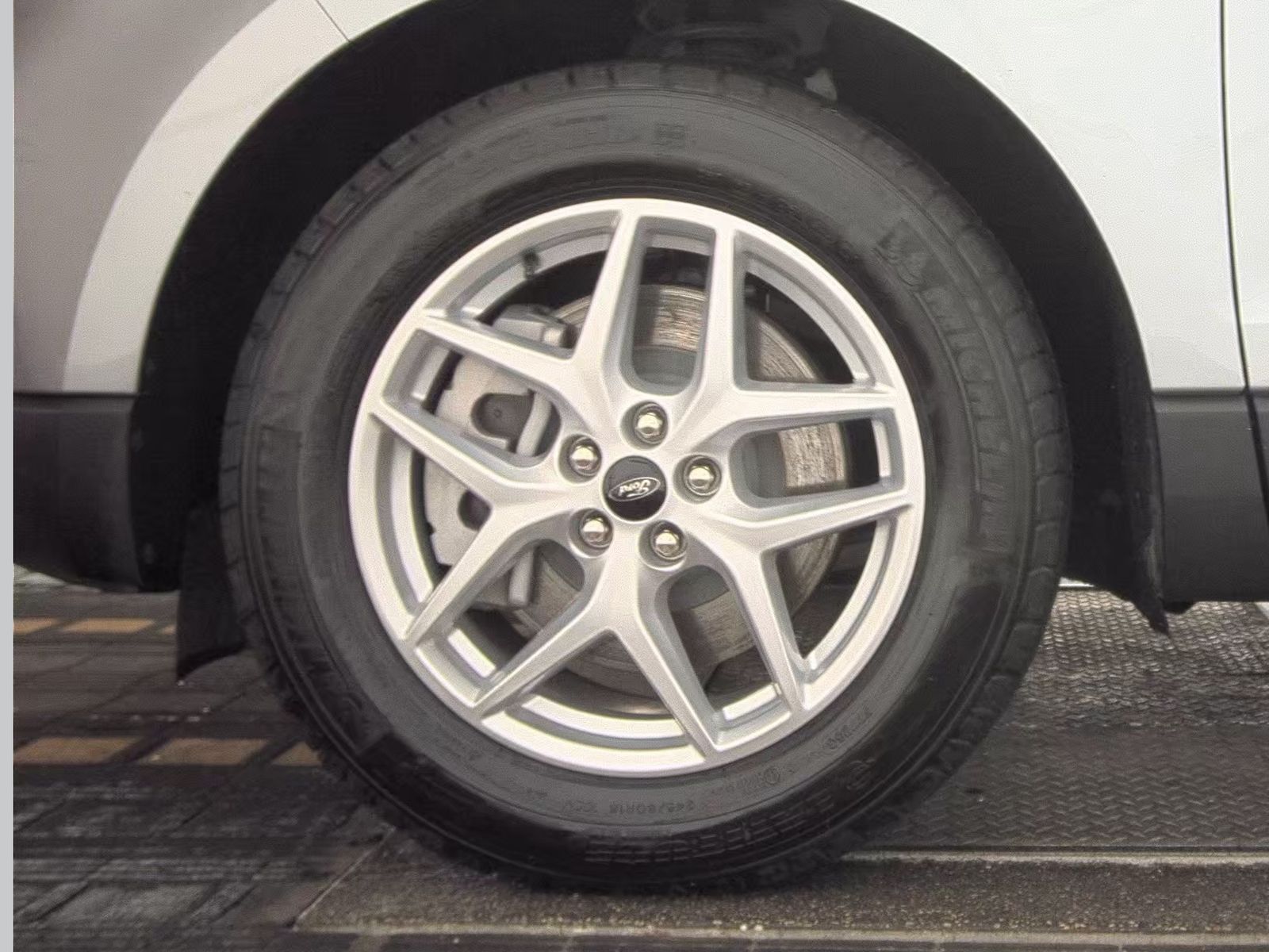 2023 Ford Edge SEL AWD