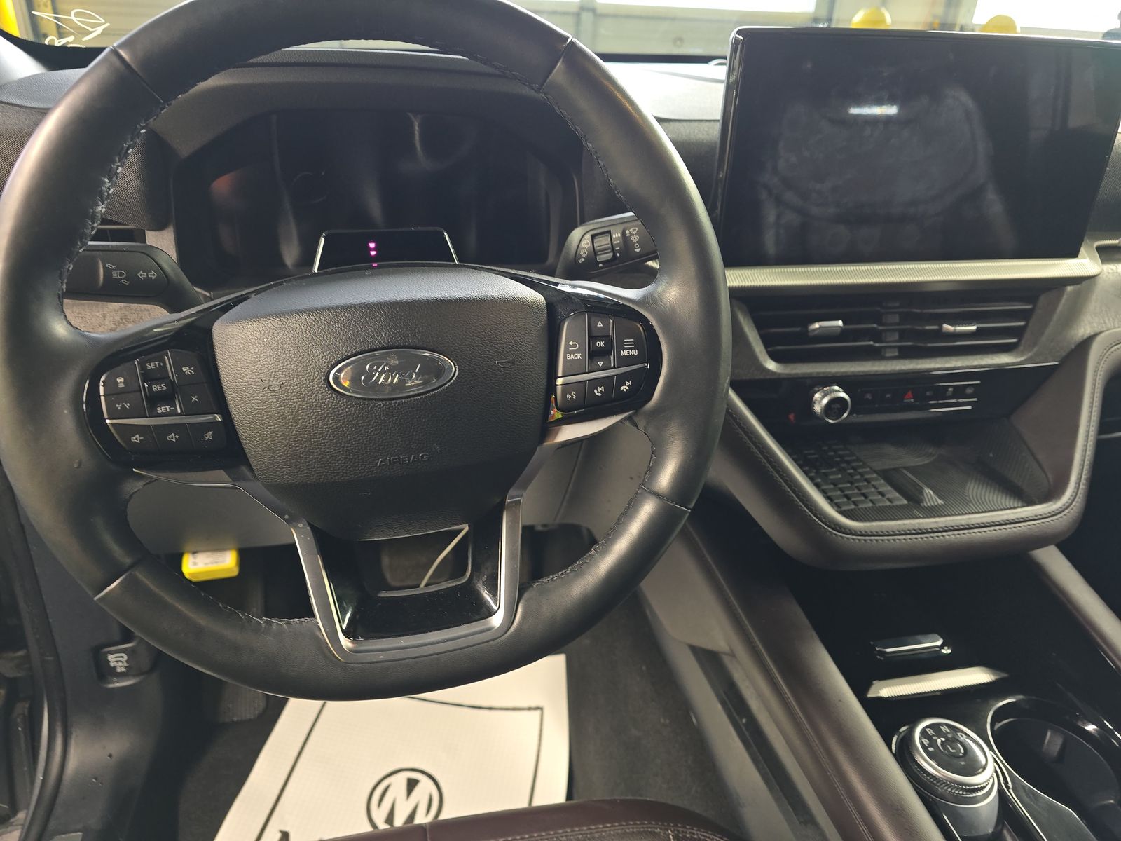 2025 Ford Explorer Platinum AWD