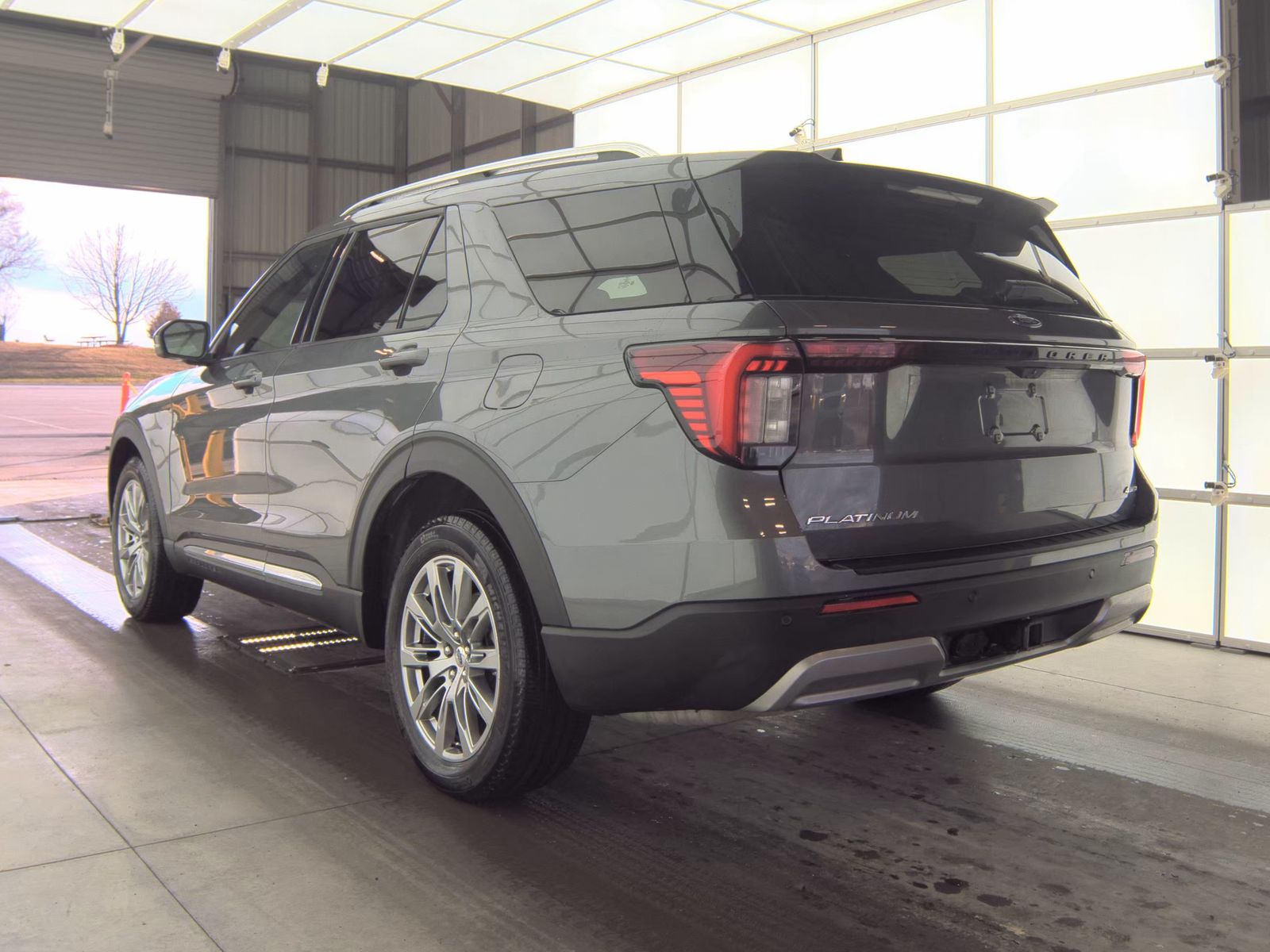 2025 Ford Explorer Platinum AWD