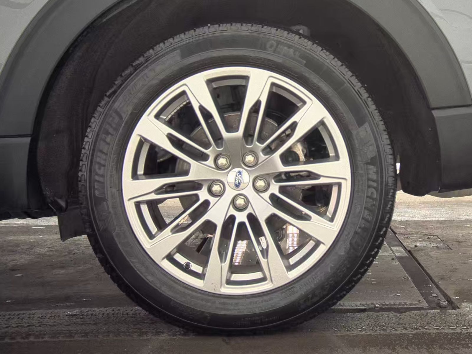 2025 Ford Explorer Platinum AWD