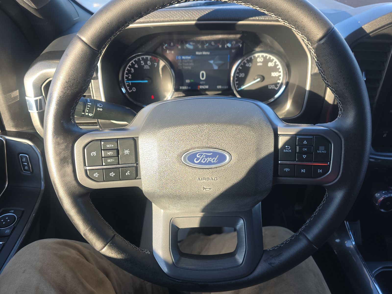 2023 Ford F-150 XLT AWD