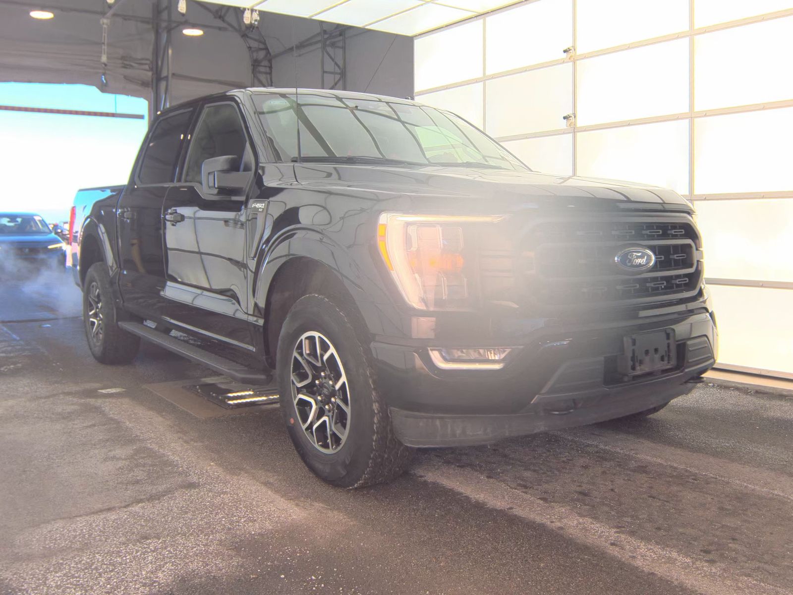 2023 Ford F-150 XLT AWD