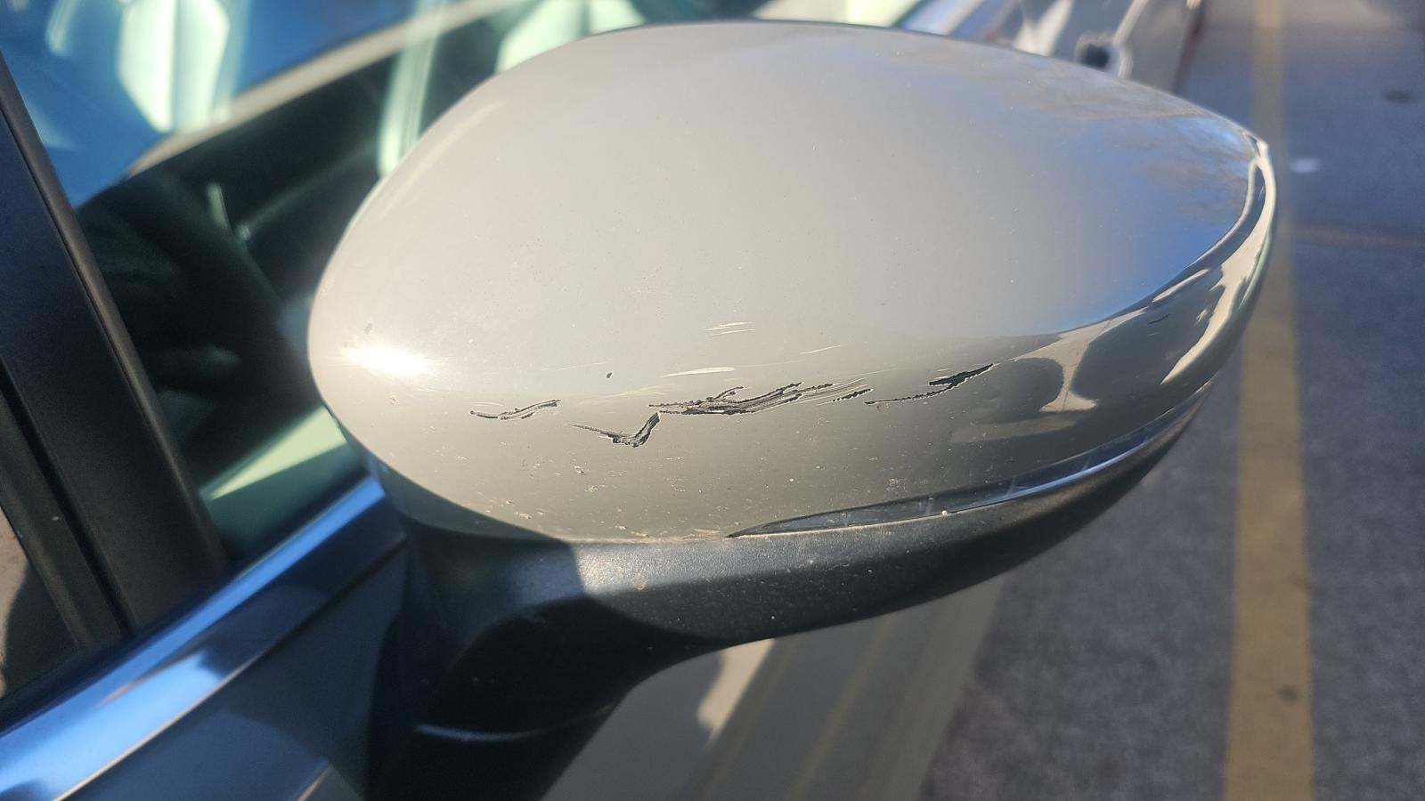 2023 Chrysler Pacifica Touring L FWD