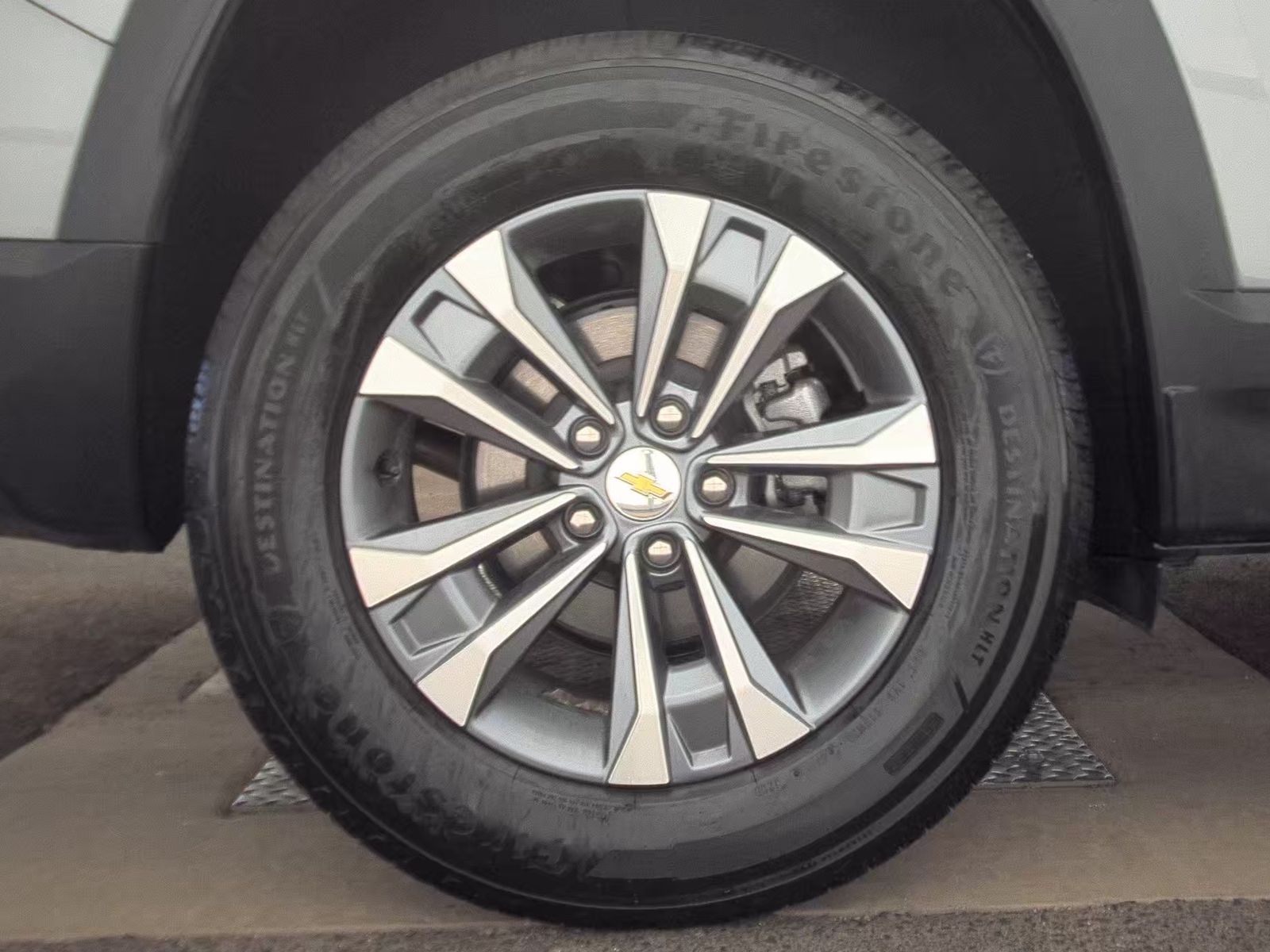 2025 Chevrolet Equinox LT FWD