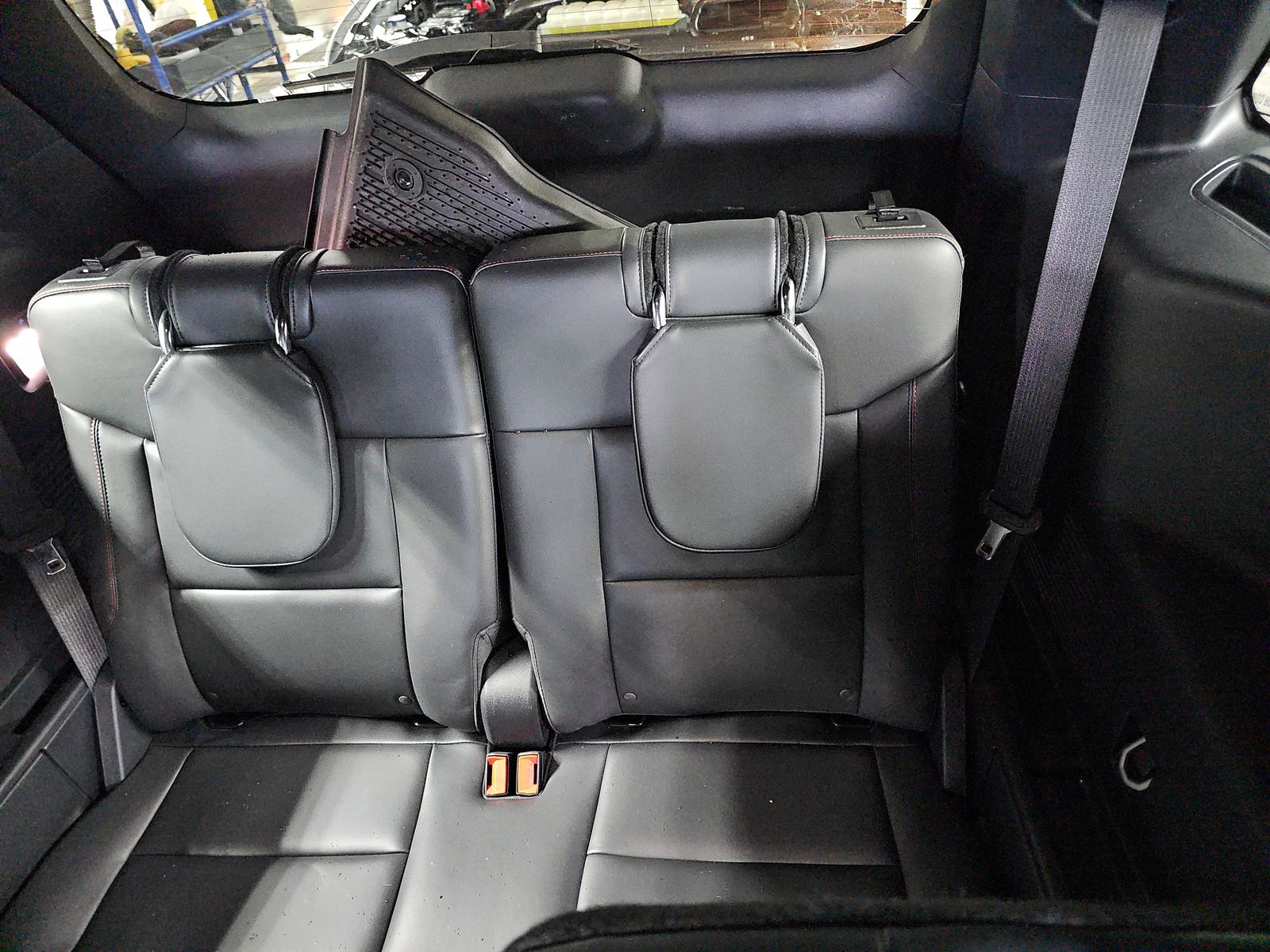 2025 Ford Explorer ST AWD