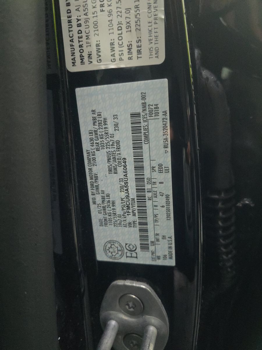 2025 Ford Escape Platinum AWD