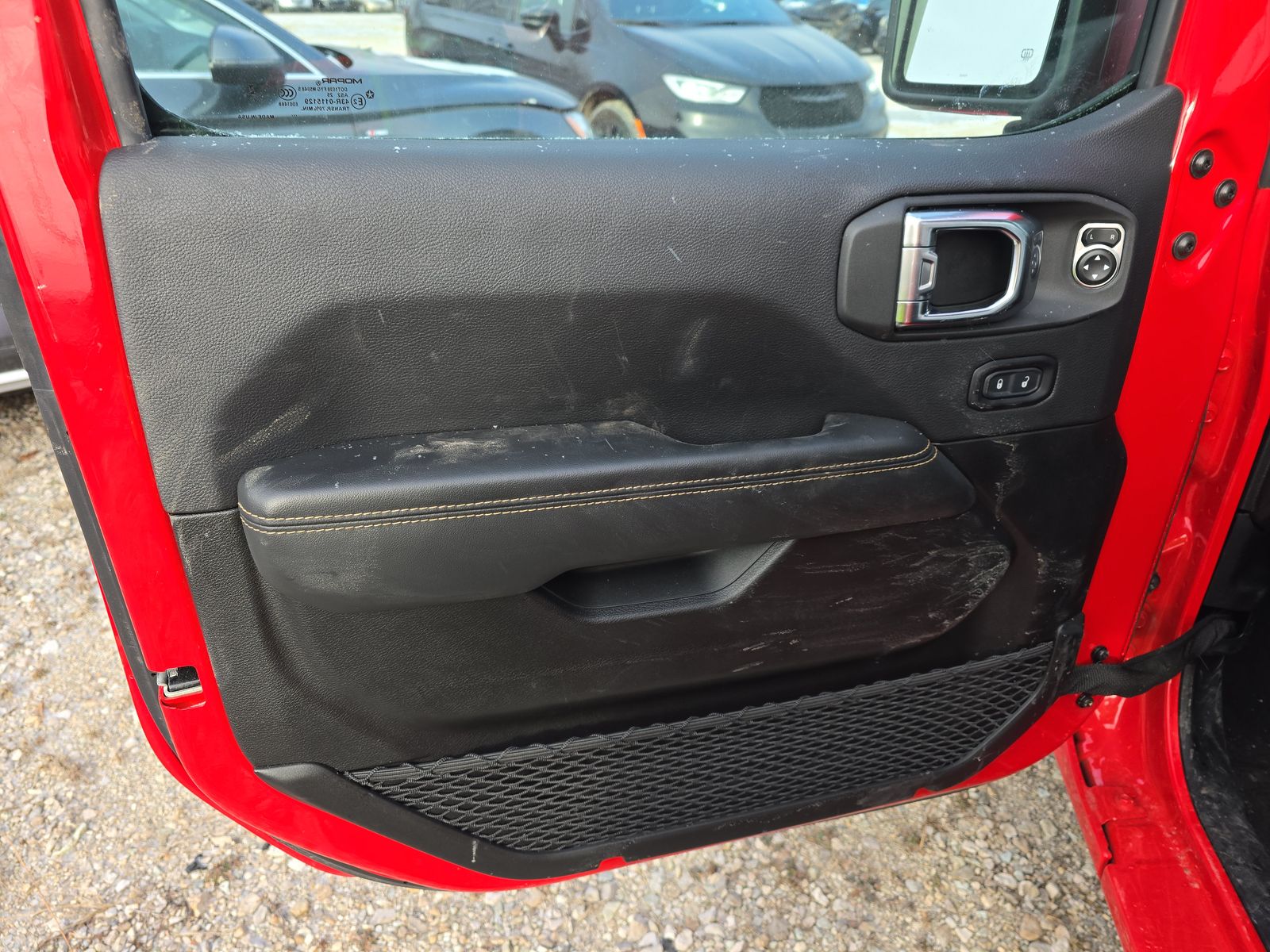 2025 Jeep Wrangler Sahara AWD