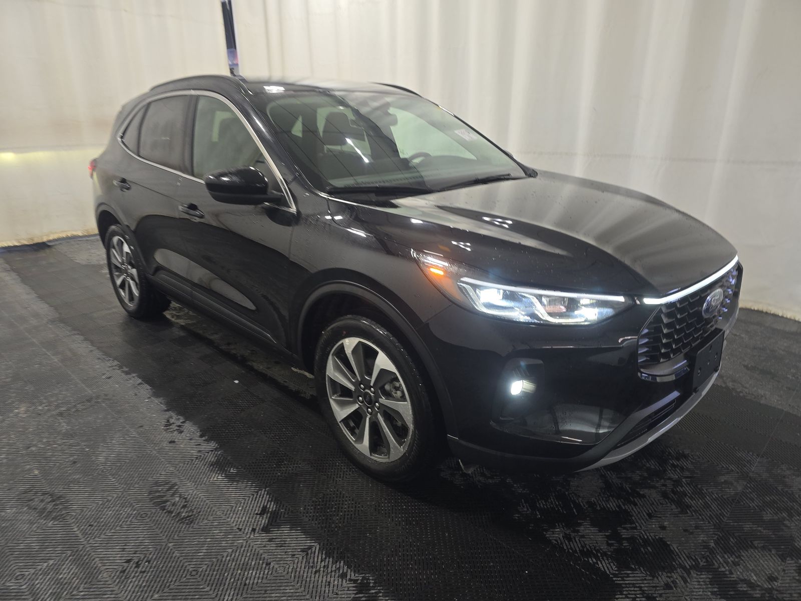 2025 Ford Escape Platinum AWD