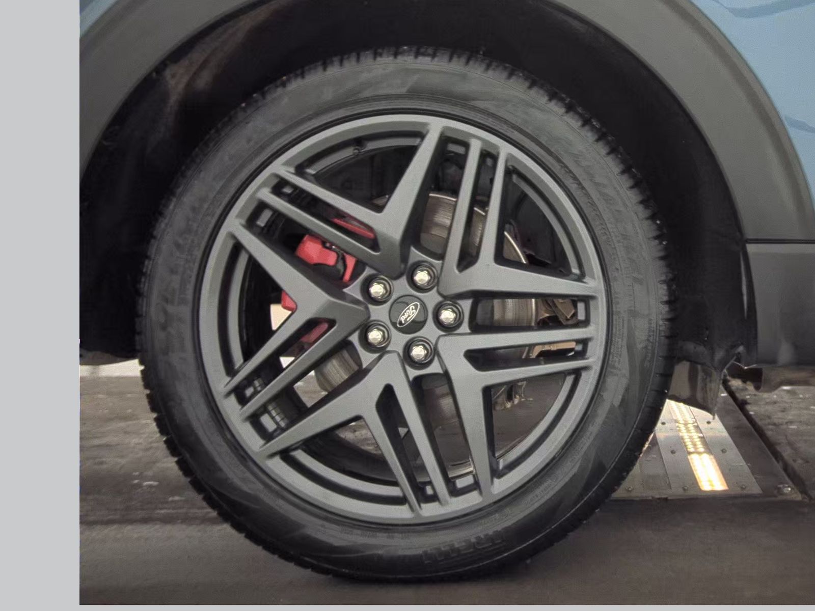 2025 Ford Explorer ST AWD