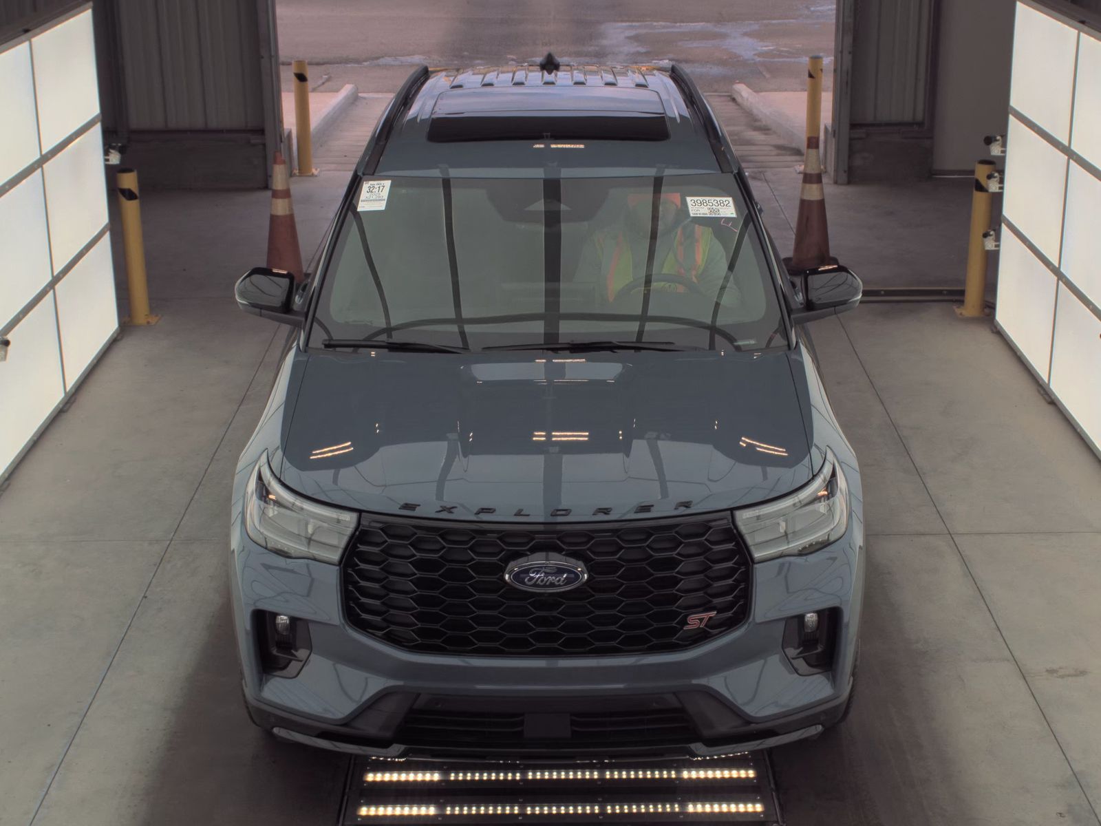 2025 Ford Explorer ST AWD