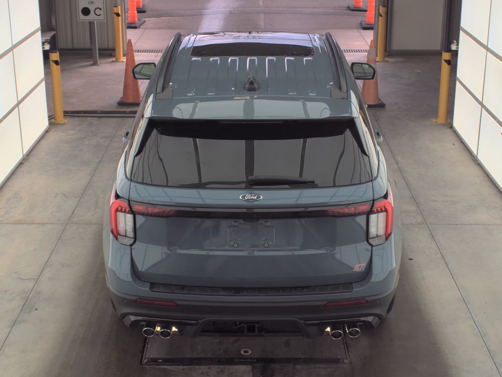 2025 Ford Explorer ST AWD