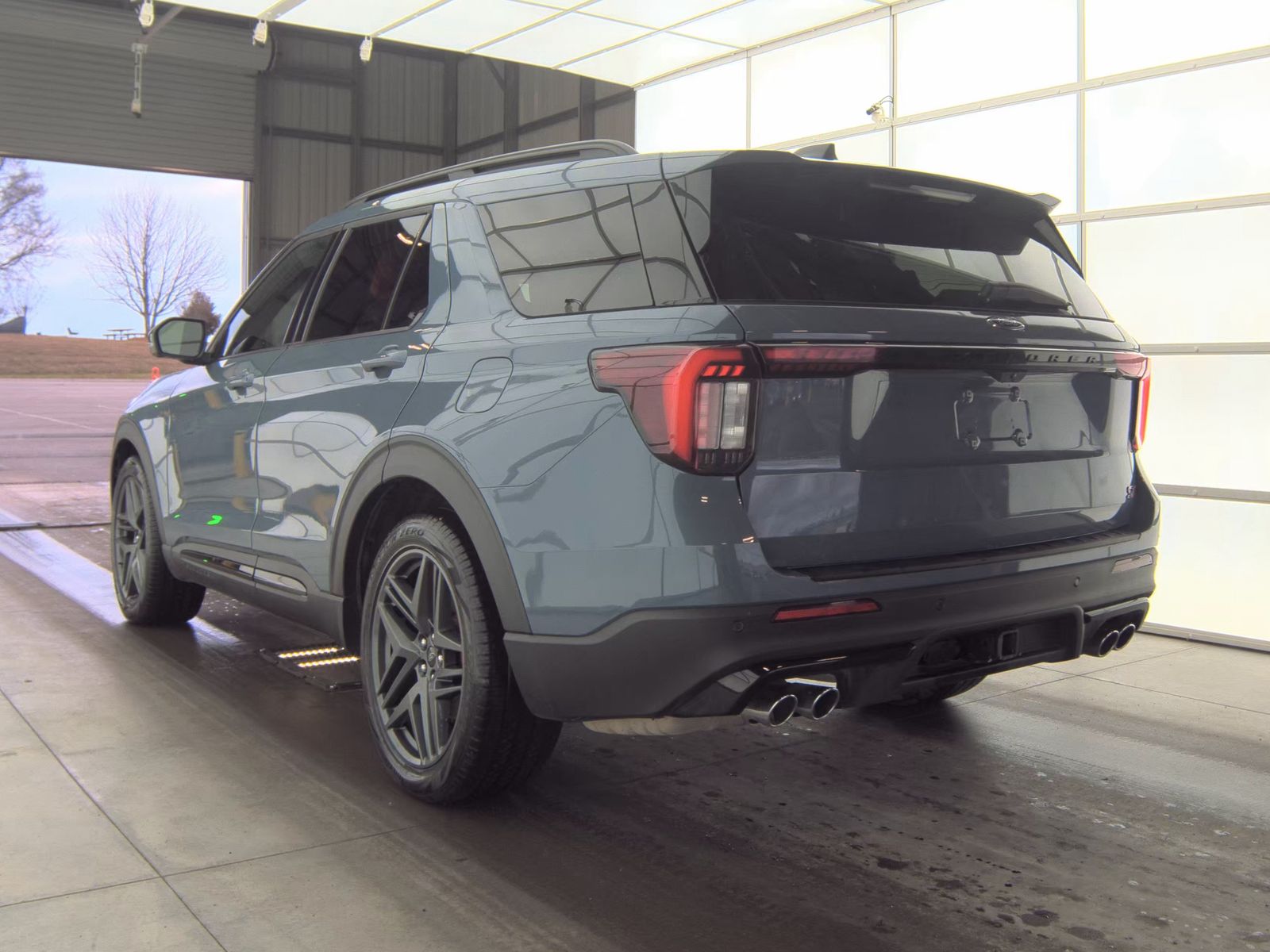 2025 Ford Explorer ST AWD