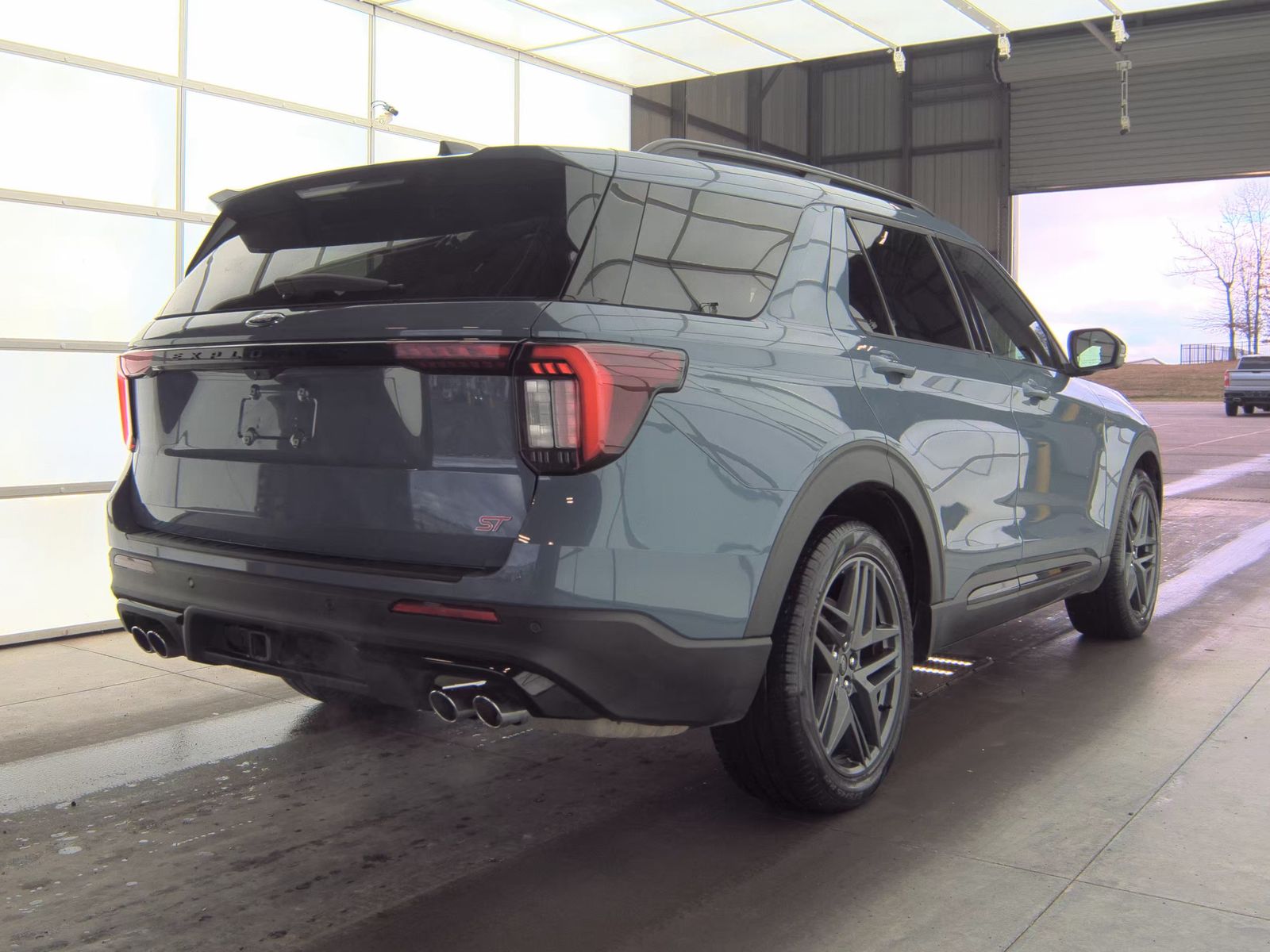 2025 Ford Explorer ST AWD