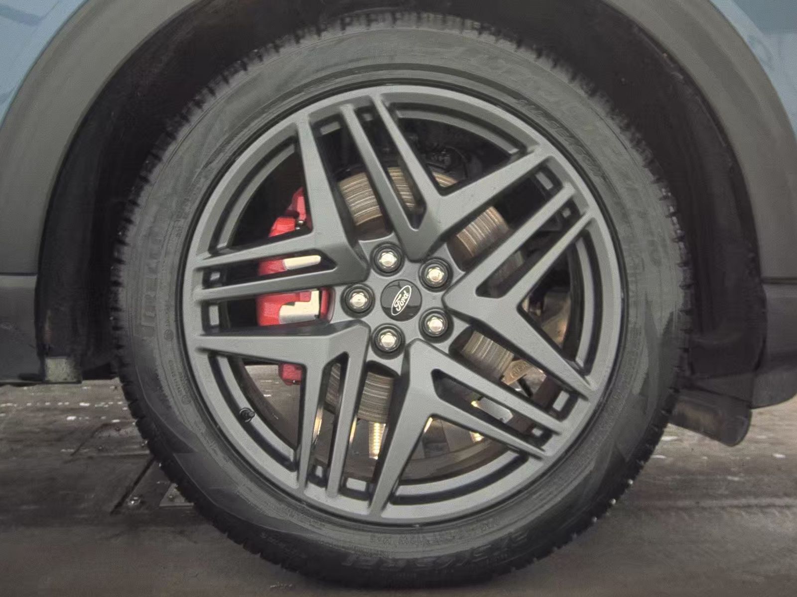 2025 Ford Explorer ST AWD