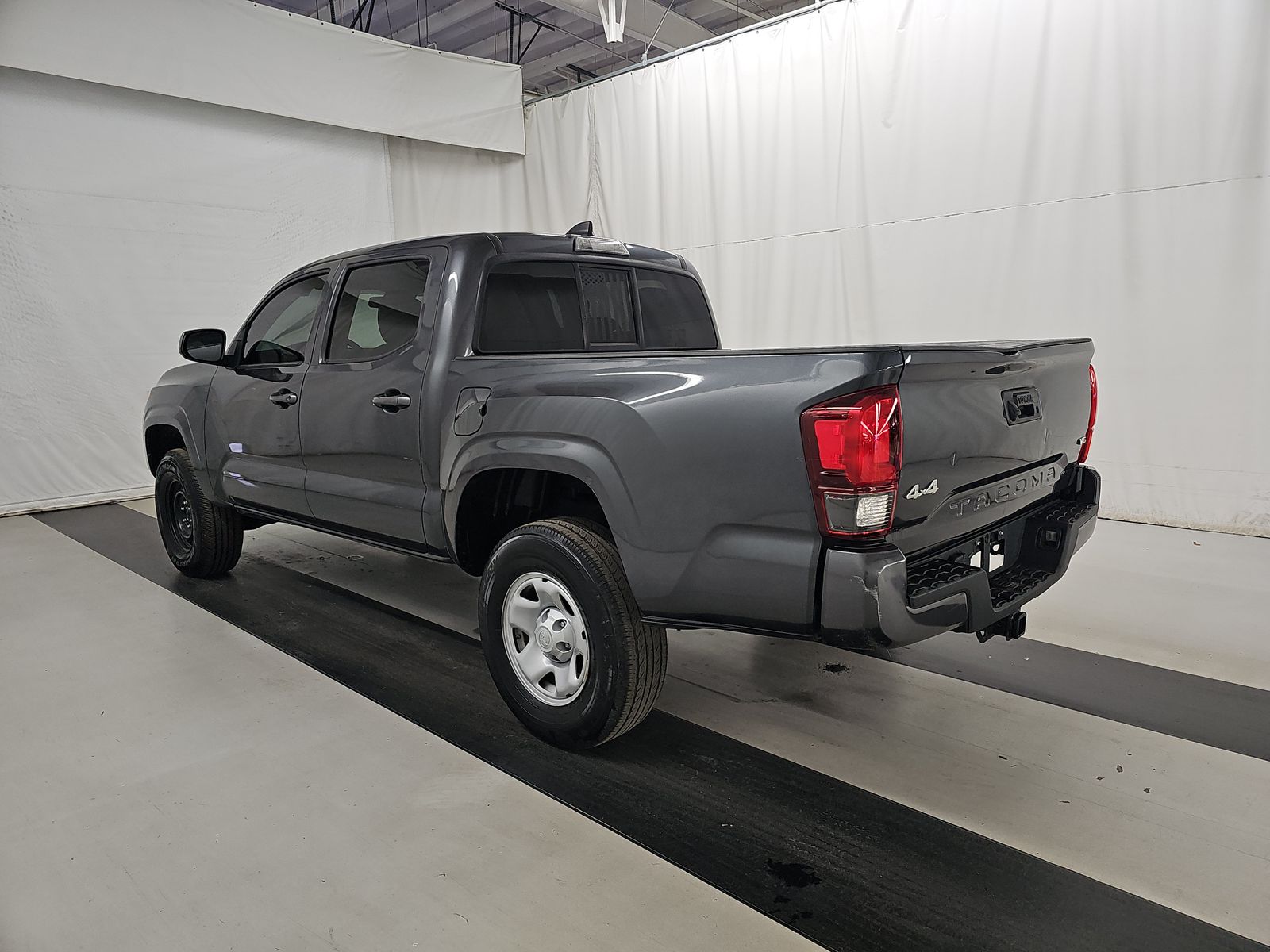 2022 Toyota Tacoma SR AWD