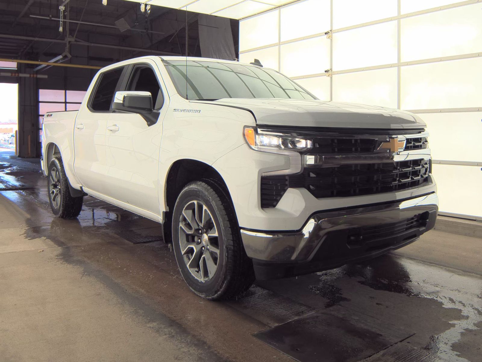 2023 Chevrolet Silverado 1500 LT AWD