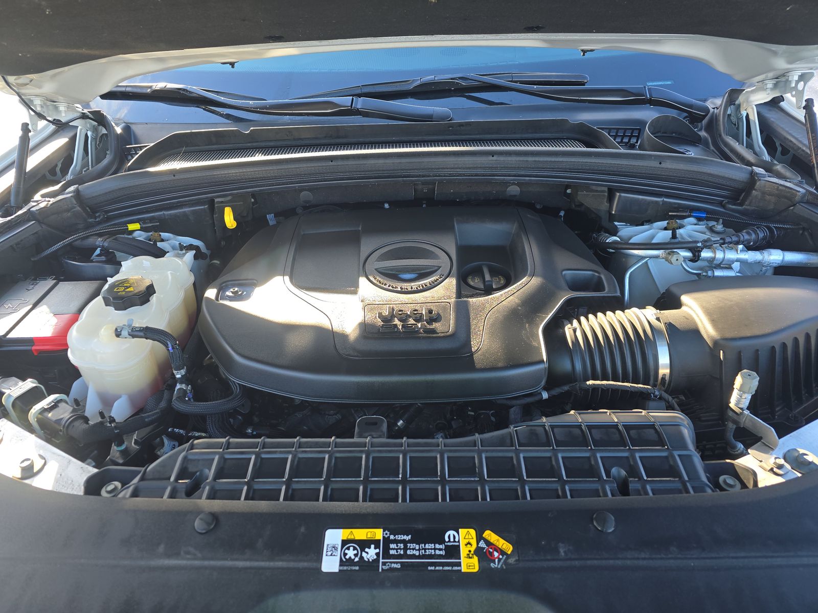 2023 Jeep Grand Cherokee Summit AWD