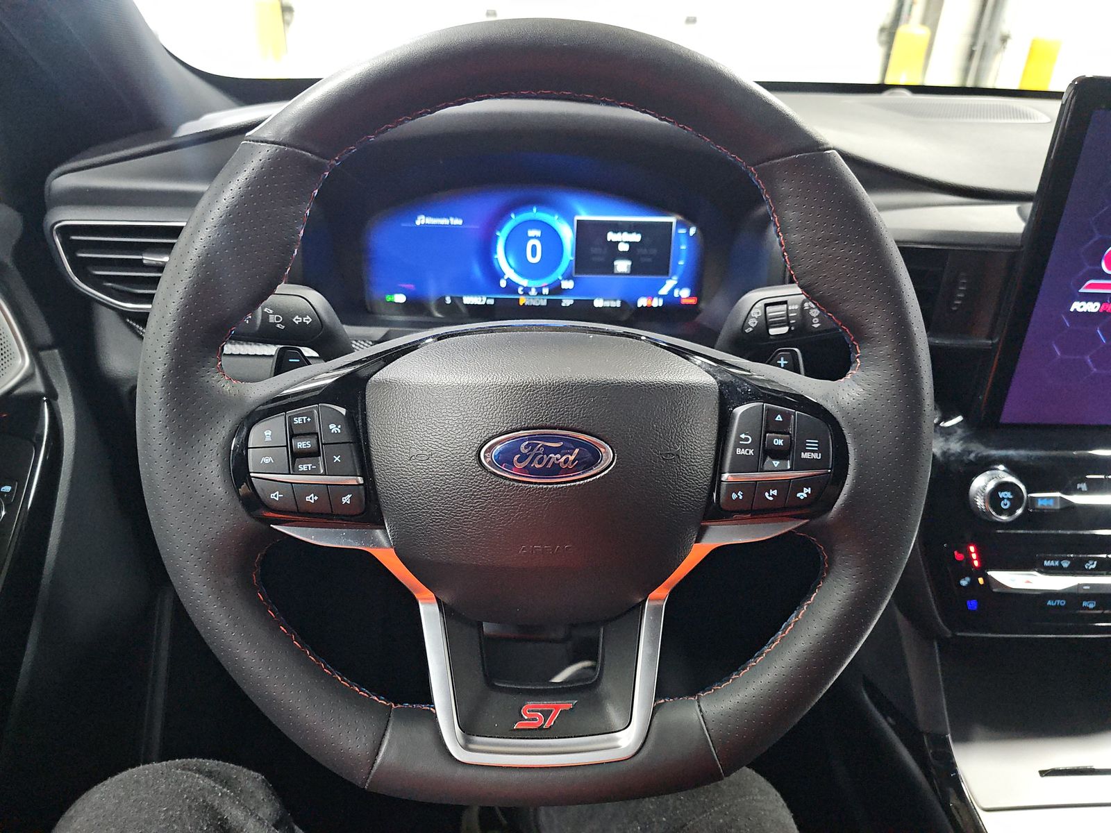 2024 Ford Explorer ST AWD