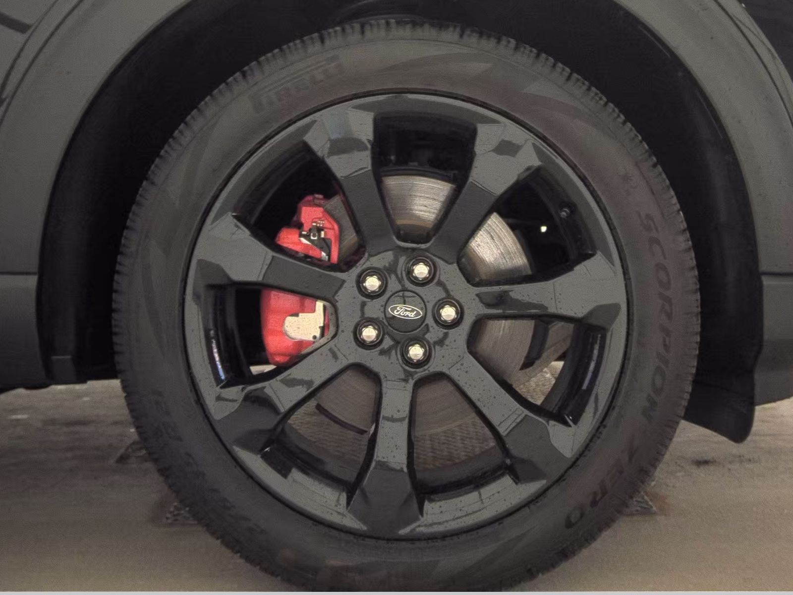 2024 Ford Explorer ST AWD