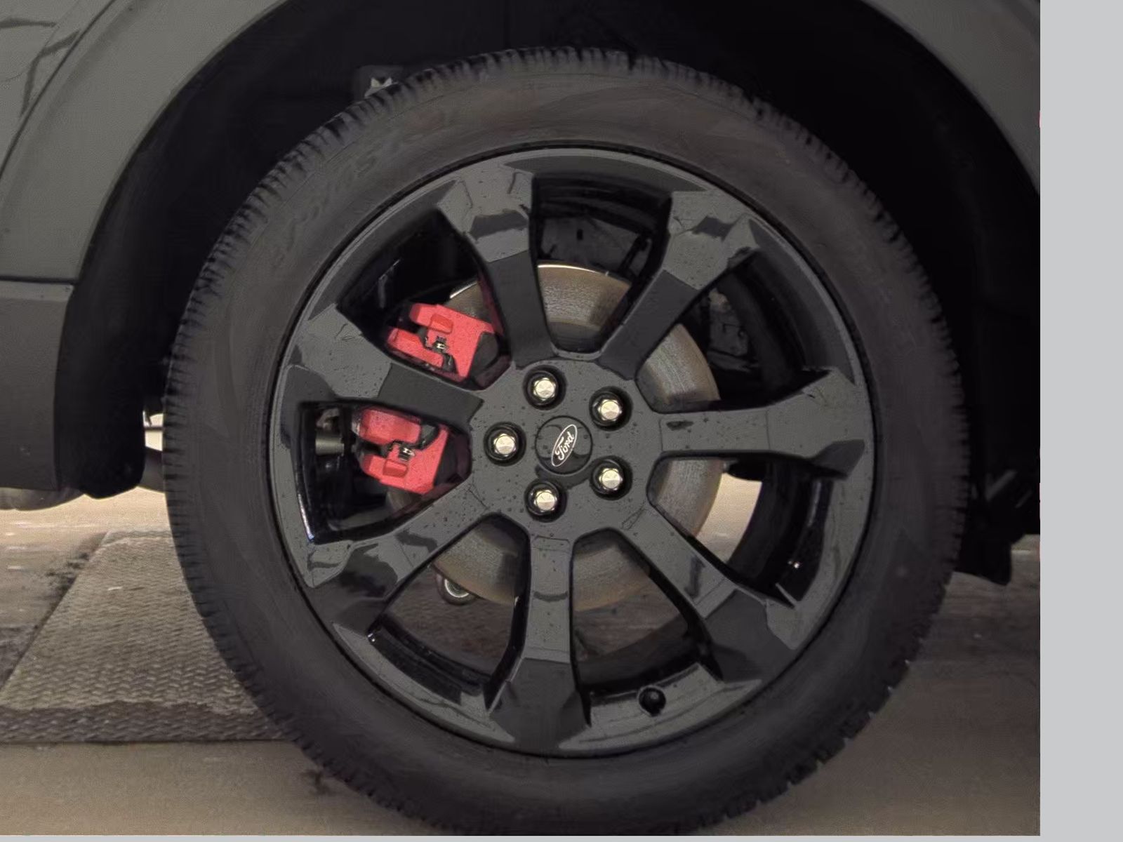 2024 Ford Explorer ST AWD