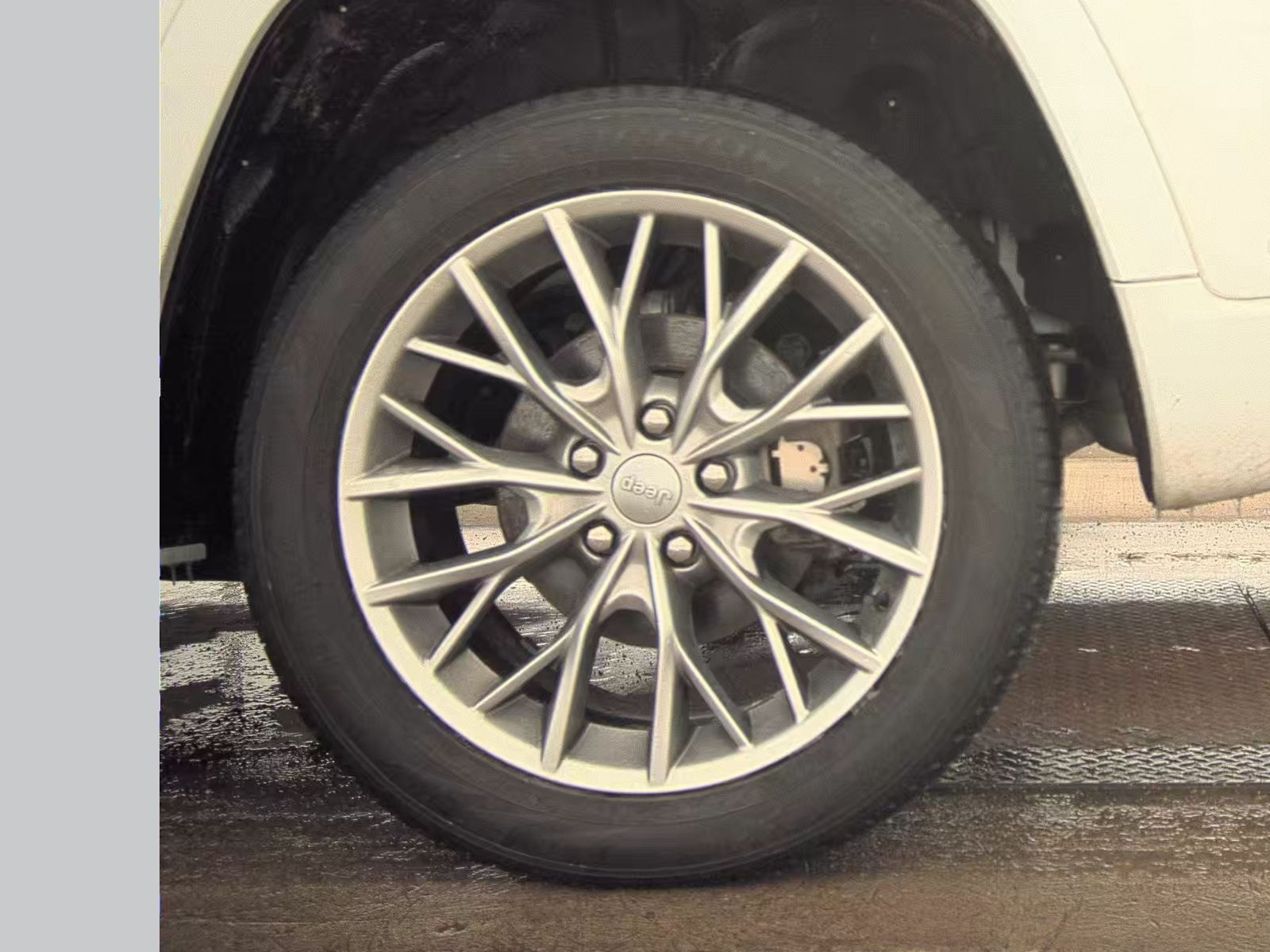 2023 Jeep Grand Cherokee Summit AWD