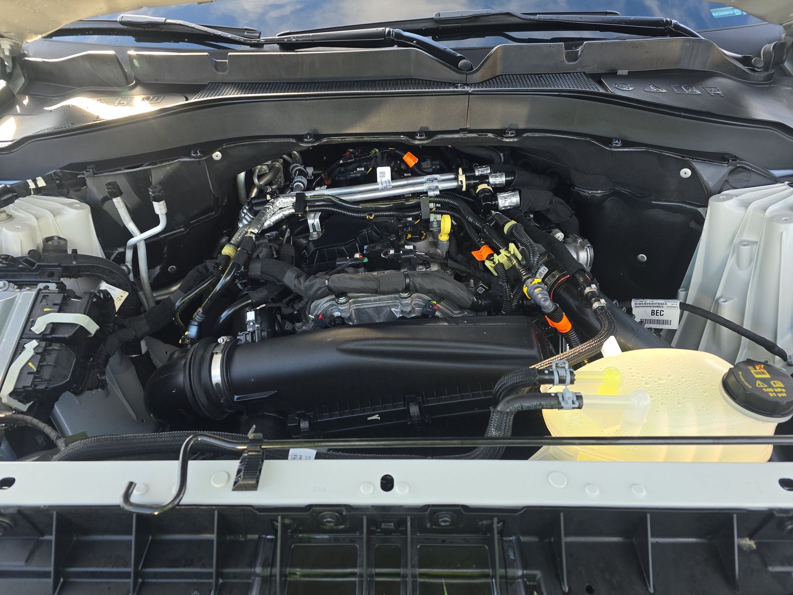 2025 Ford Explorer Active RWD