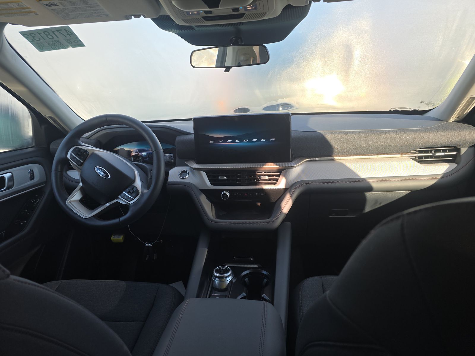 2025 Ford Explorer Active RWD