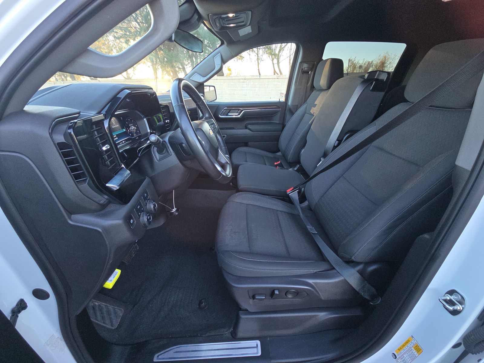 2024 Chevrolet Silverado 1500 LT AWD