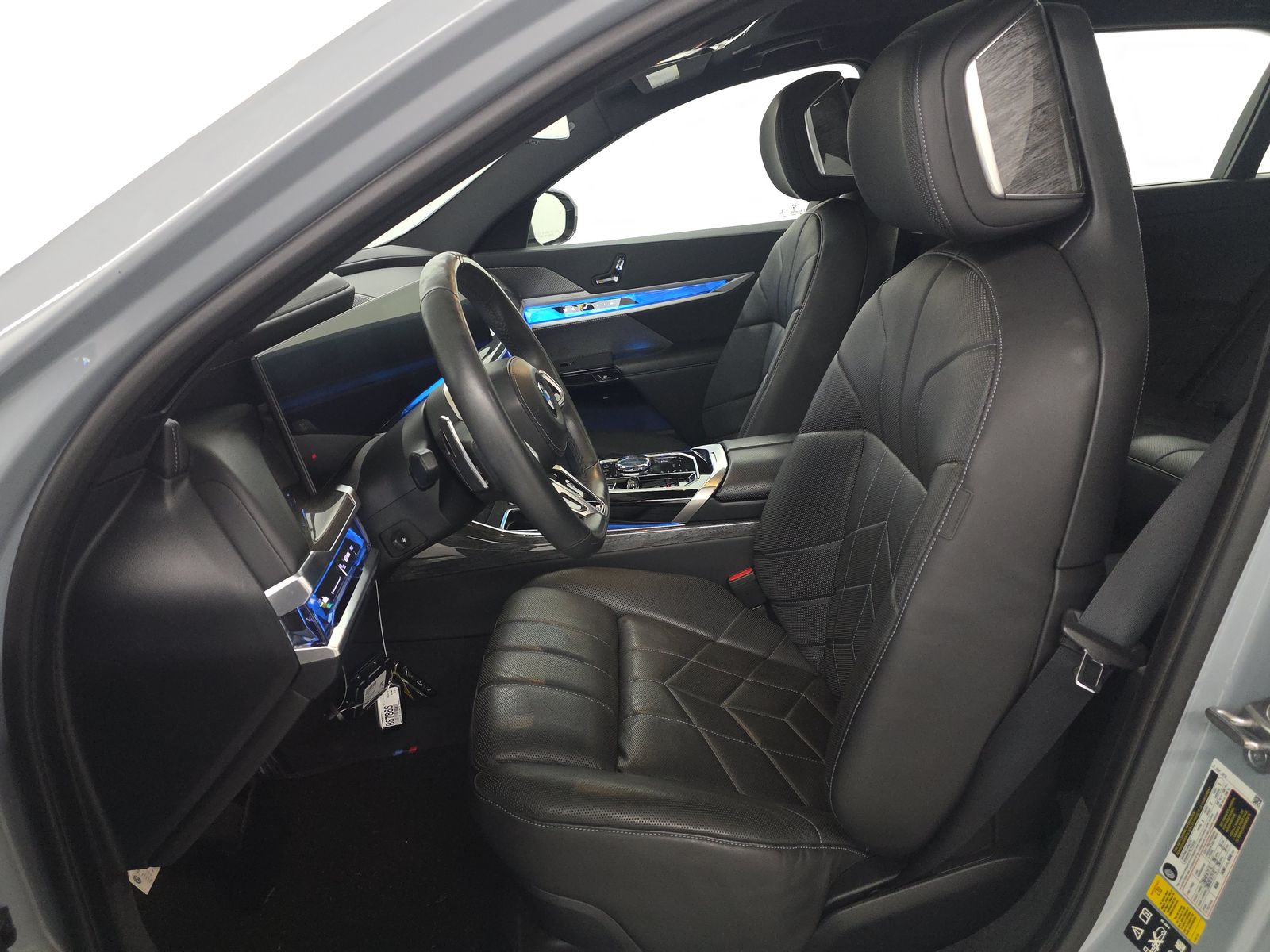 2023 BMW 7 Series 760i xDrive AWD