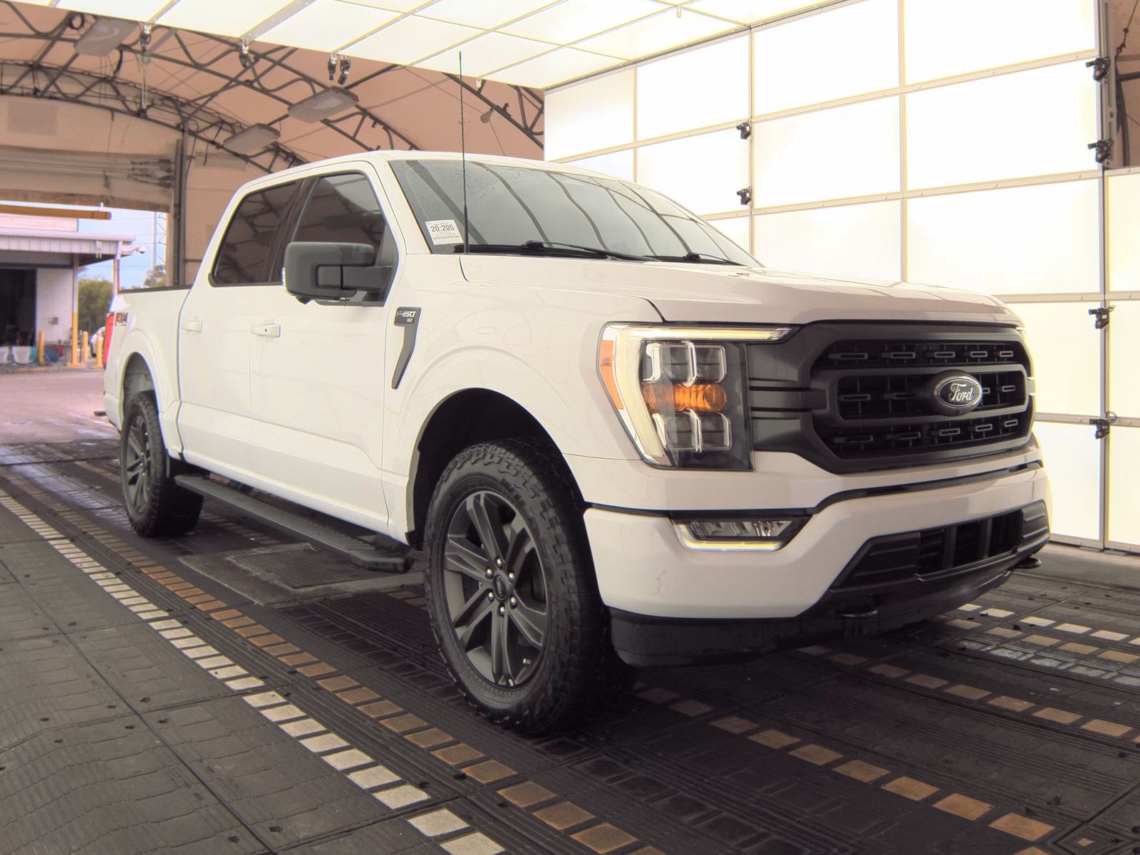 2023 Ford F-150 XLT AWD