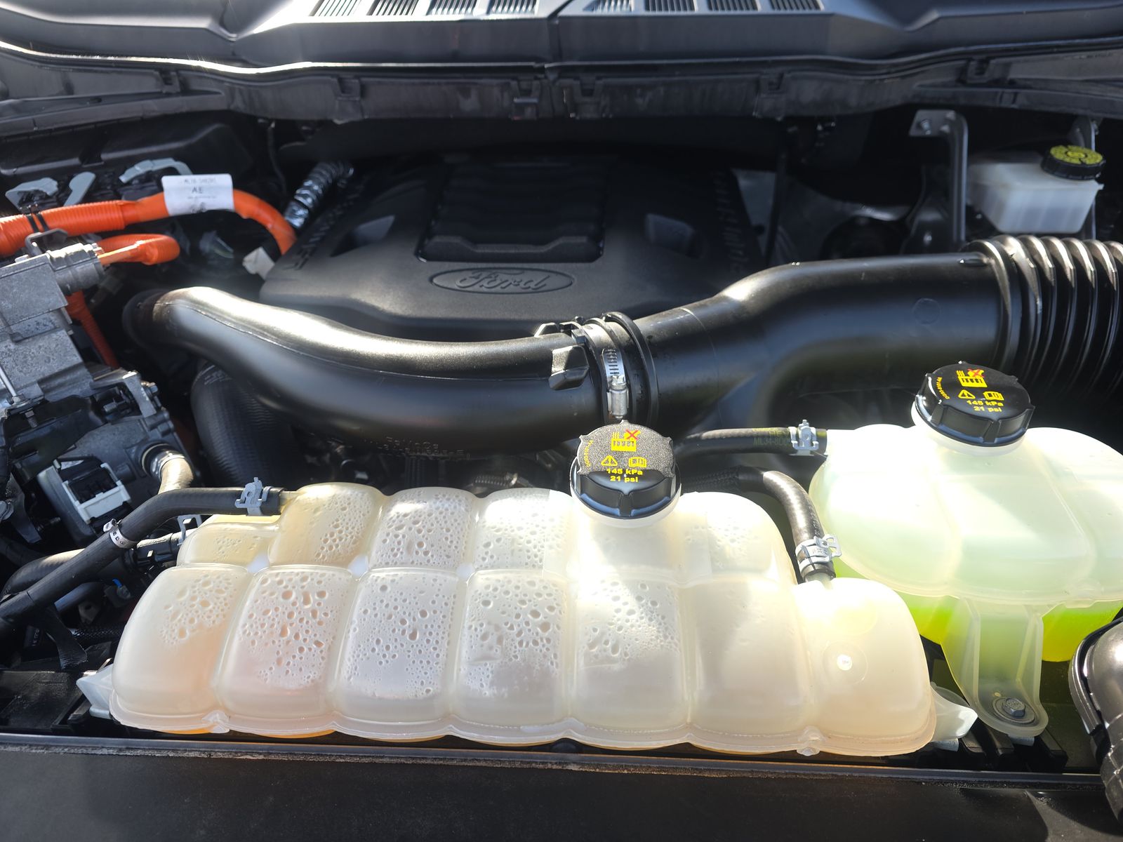 2023 Ford F-150 Hybrid Lariat AWD