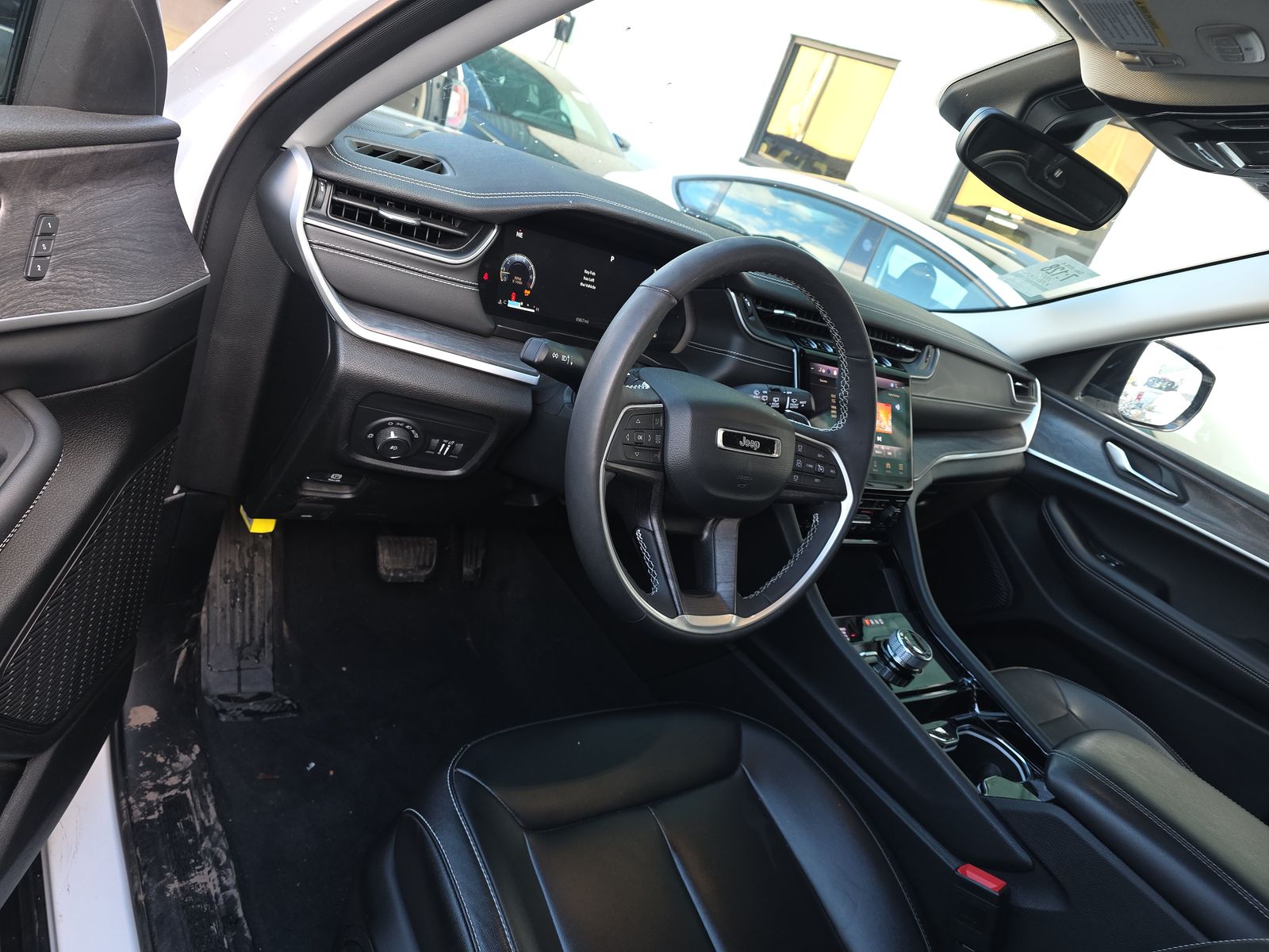 2023 Jeep Grand Cherokee Limited AWD