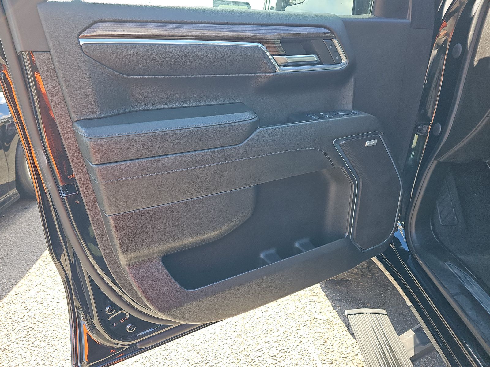 2023 Chevrolet Silverado 1500 RST RWD