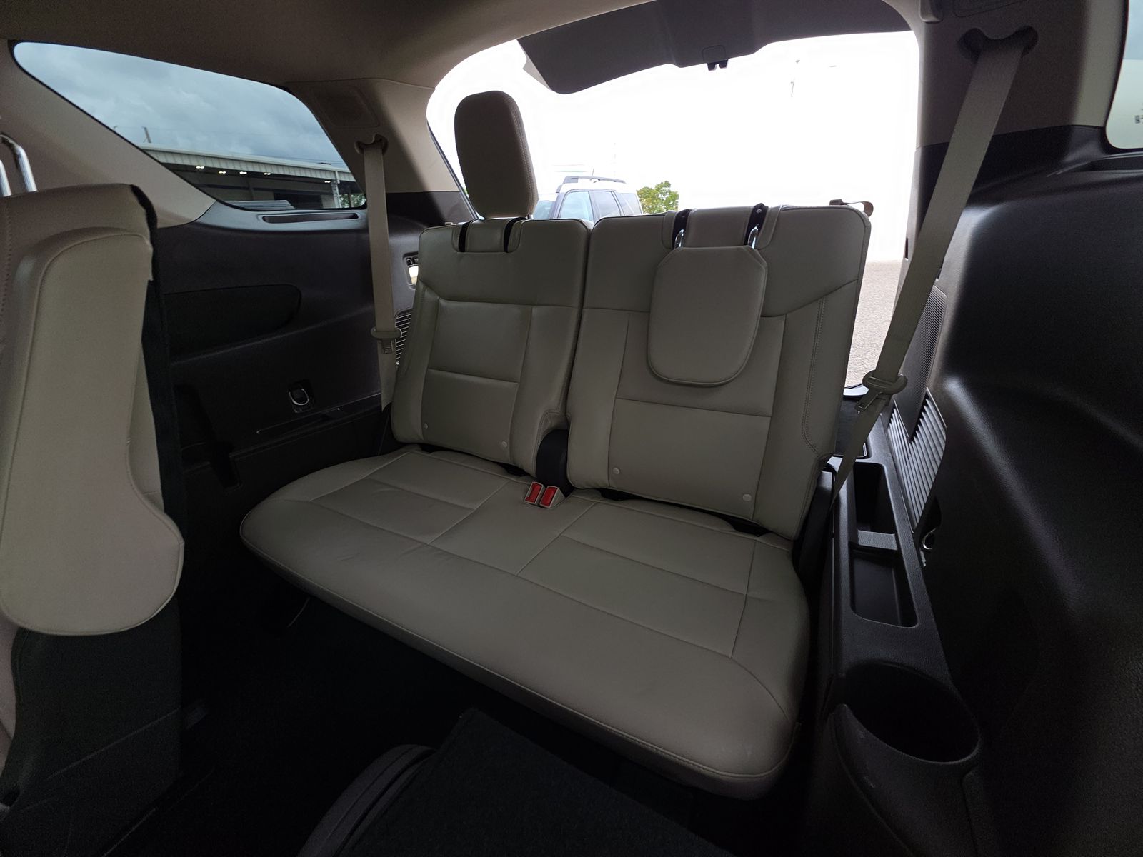 2023 Ford Explorer Hybrid Platinum AWD