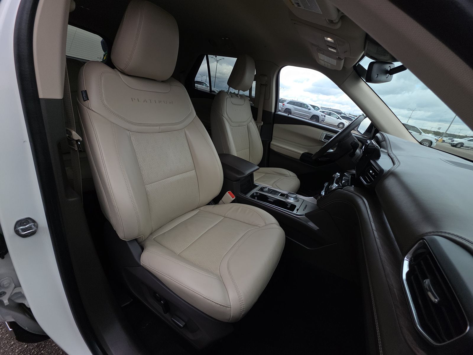 2023 Ford Explorer Hybrid Platinum AWD