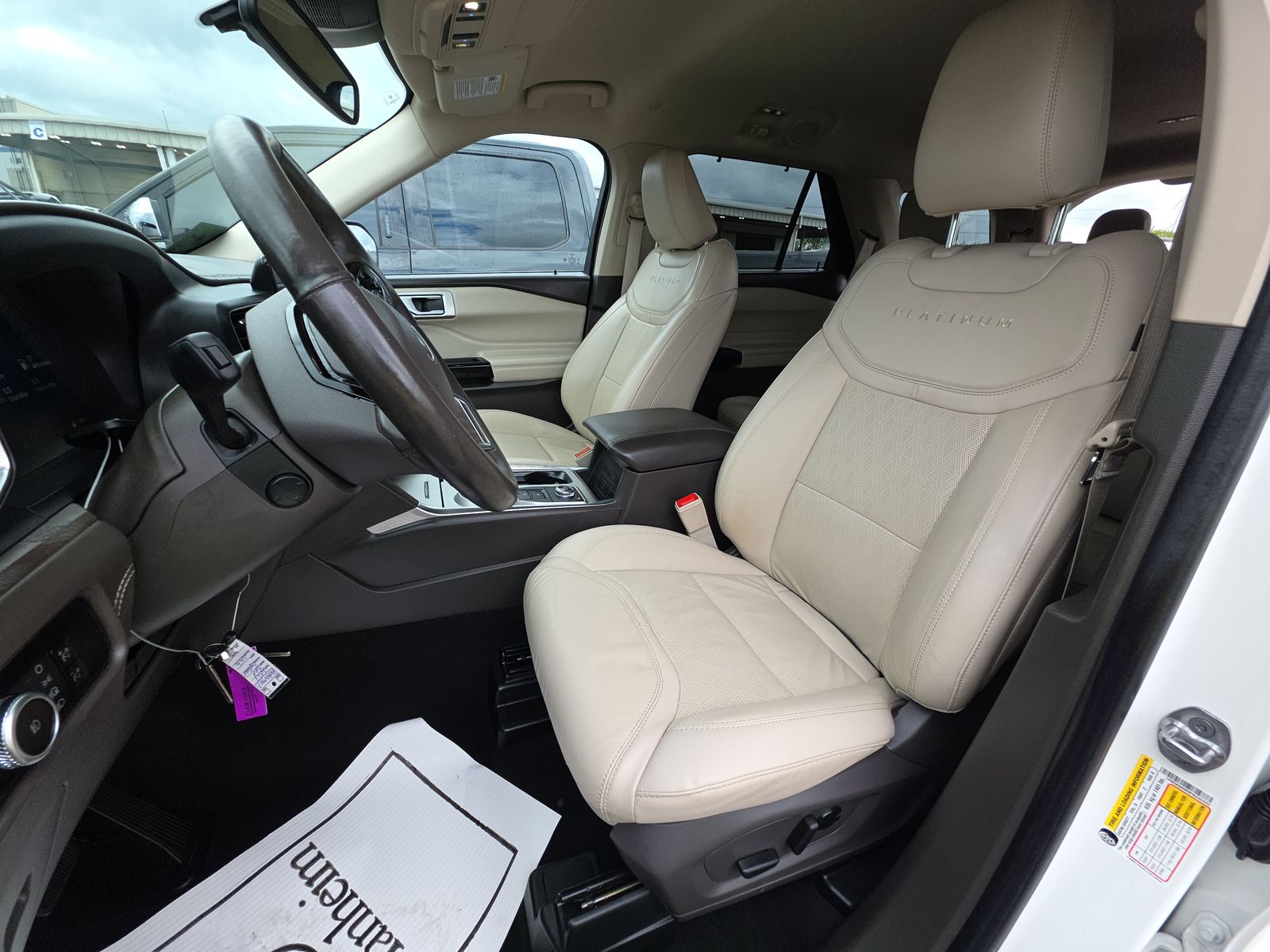 2023 Ford Explorer Hybrid Platinum AWD